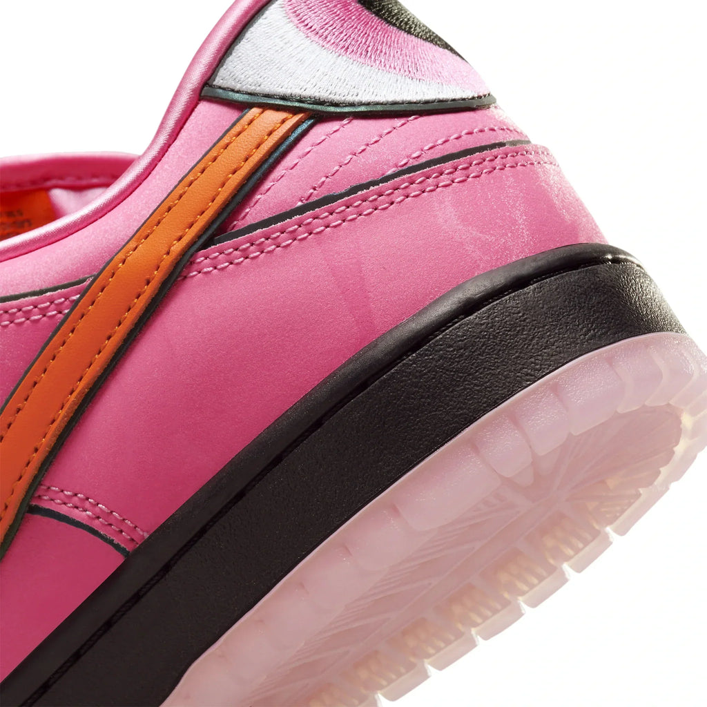 The Powerpuff Girls x Nike SB Dunk Low Blossom Sneakers - Pink